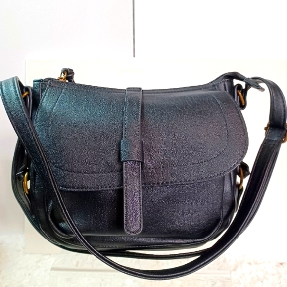 Bueno, Crossbody Flap Closure Bag, Color: Black - Picture 2 of 14